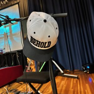 Behold Hat